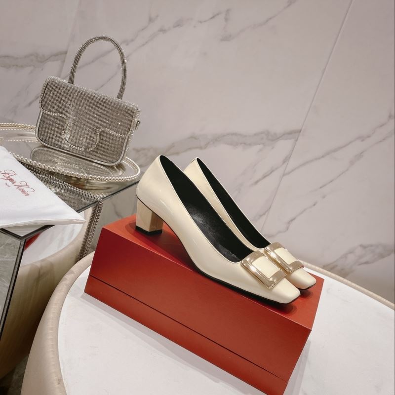 Roger Vivier flat shoes